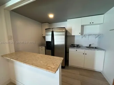 1090 W 60th Street Hialeah FL 33012