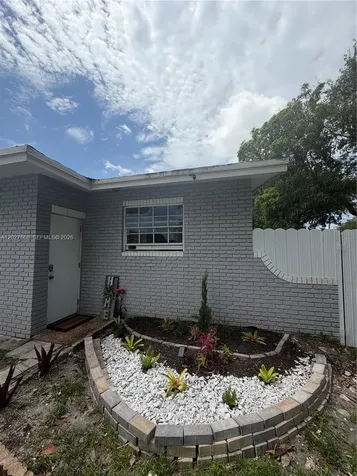 4890 NW 7th Street Plantation FL 33317