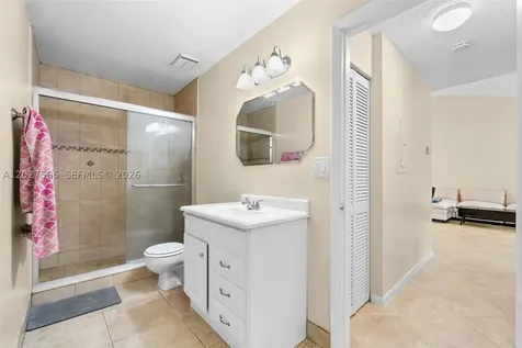 3405 NW 44th Street Oakland Park FL 33309