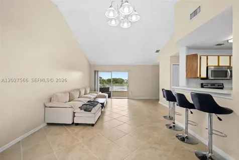 3405 NW 44th Street Oakland Park FL 33309