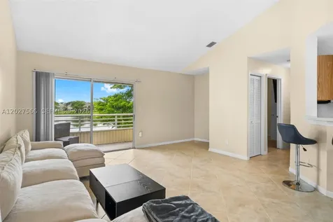 3405 NW 44th Street Oakland Park FL 33309