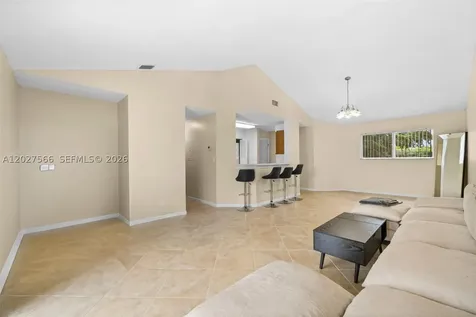 3405 NW 44th Street Oakland Park FL 33309