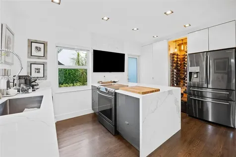 39 Montilla Avenue Coral Gables FL 33134