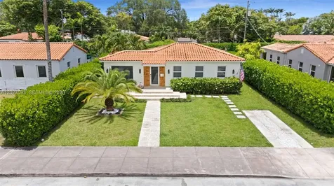 39 Montilla Avenue Coral Gables FL 33134