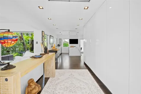 39 Montilla Avenue Coral Gables FL 33134