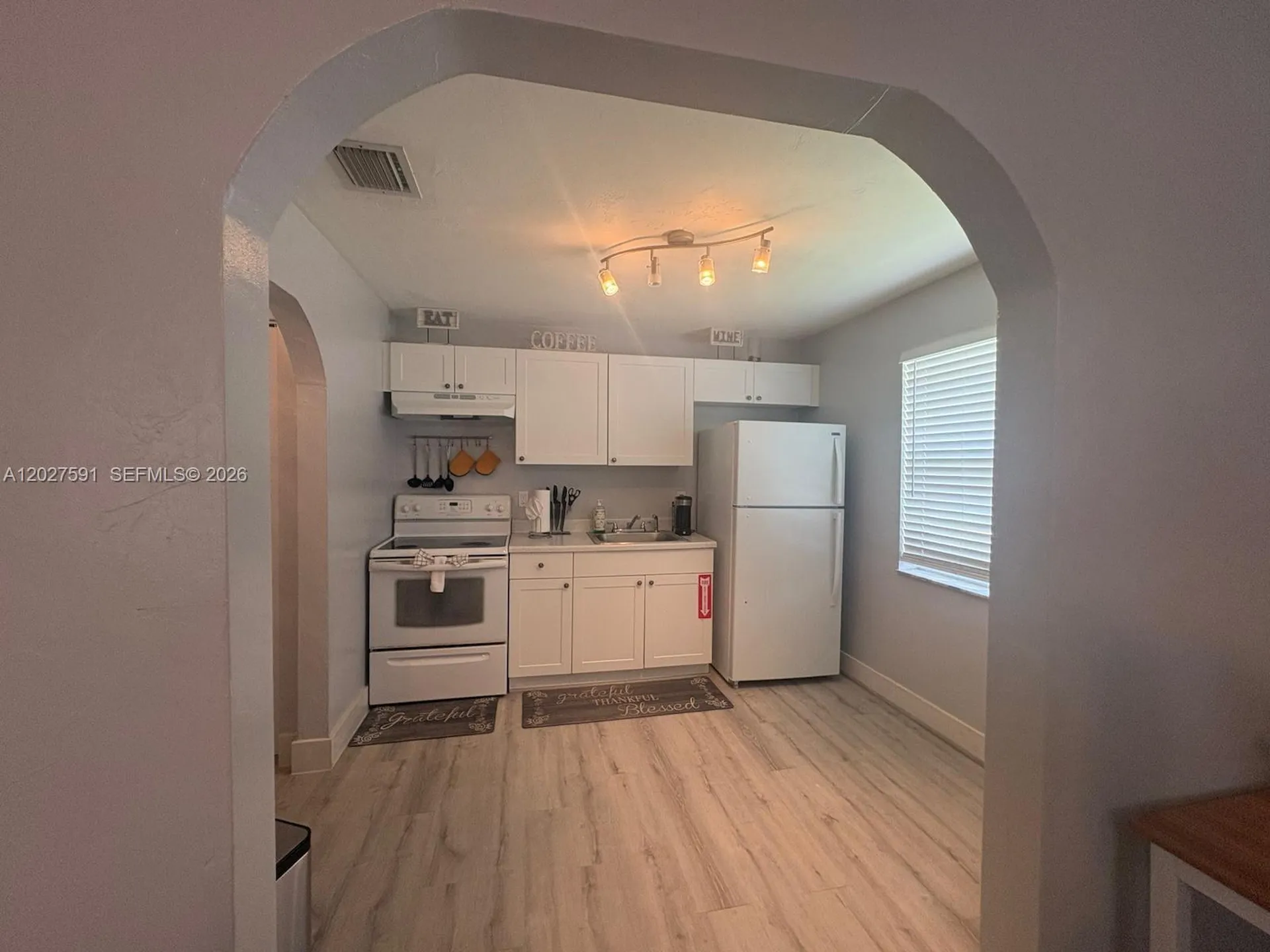 201 Columbus Parkway Hollywood FL 33021