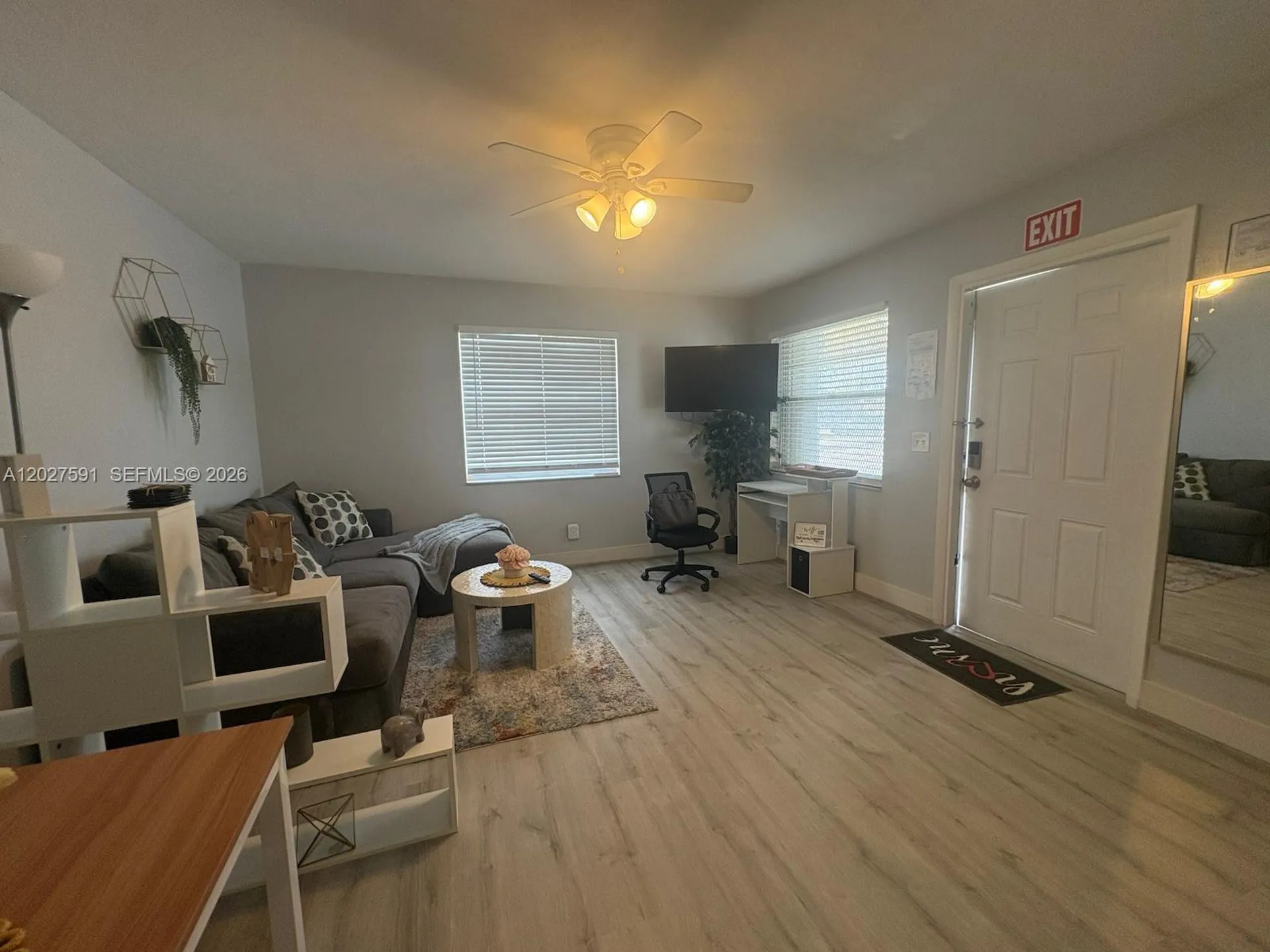 201 Columbus Parkway Hollywood FL 33021