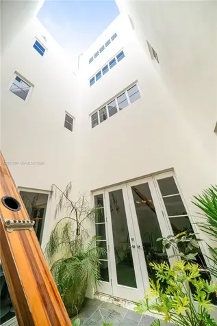 230 Water Way Miami Beach FL 33141