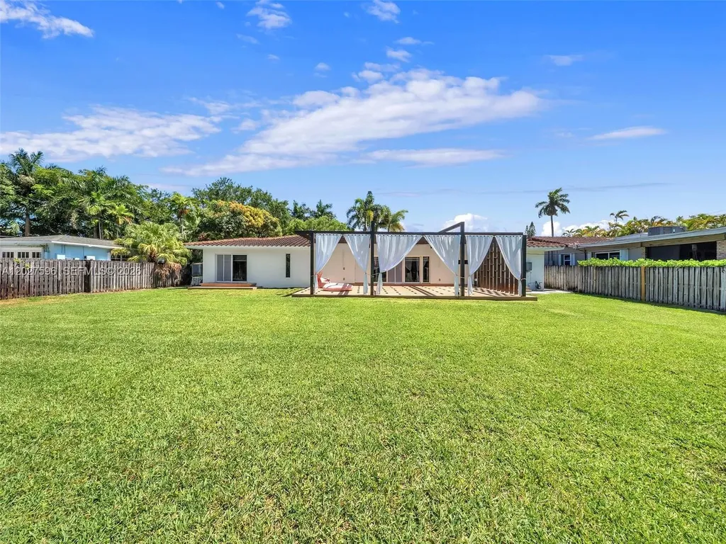 1141 Adams Street Hollywood FL 33019