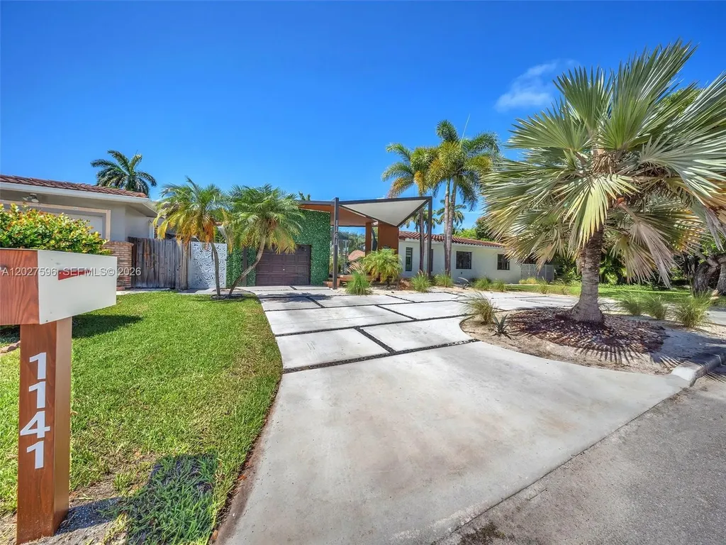 1141 Adams Street Hollywood FL 33019