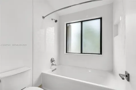 21160 Mainsail Circle Aventura FL 33180