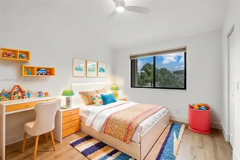 21160 Mainsail Circle Aventura FL 33180