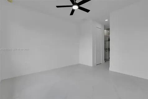 3511 27th Street SW Lehigh Acres FL 3397603-45