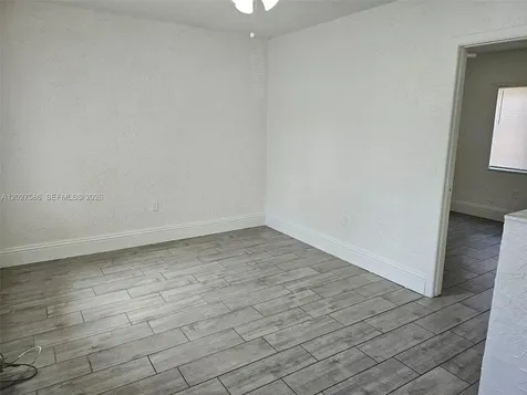 709 NE 4th Court Hallandale Beach FL 33009