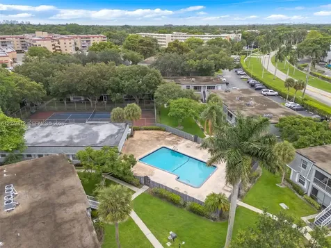 420 NW 70th Avenue Plantation FL 33317