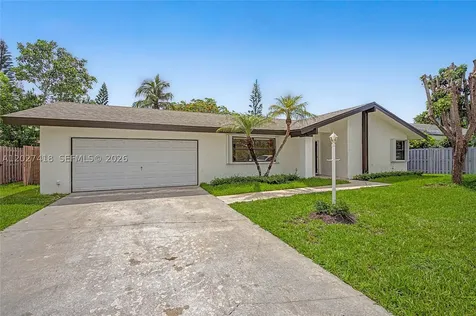 10711 SW 116th Avenue Miami FL 33176