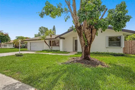 10711 SW 116th Avenue Miami FL 33176