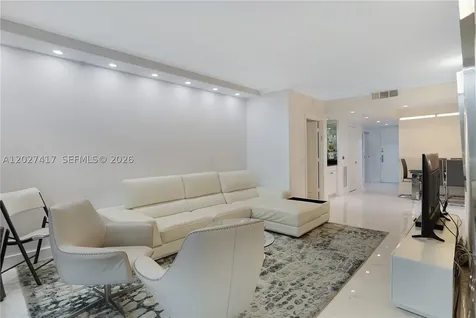 4775 Collins Avenue Miami Beach FL 33140