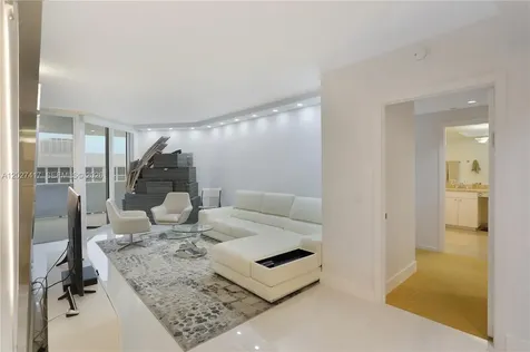 4775 Collins Avenue Miami Beach FL 33140