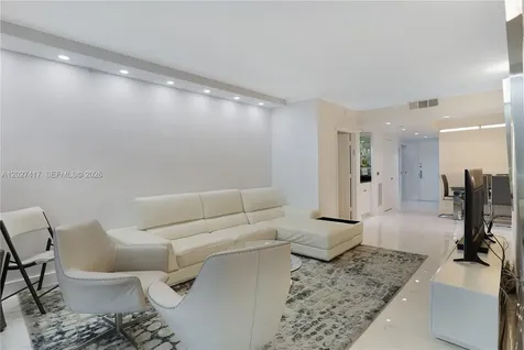 4775 Collins Avenue Miami Beach FL 33140