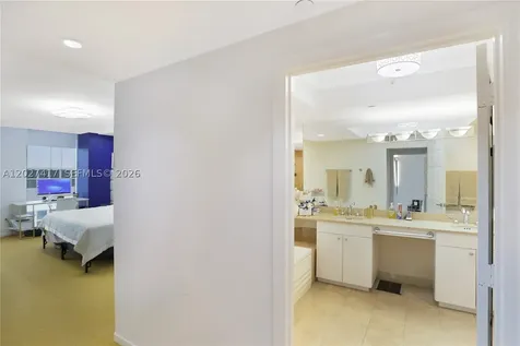 4775 Collins Avenue Miami Beach FL 33140