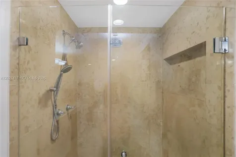 4775 Collins Avenue Miami Beach FL 33140