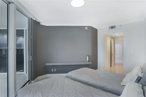 4775 Collins Avenue Miami Beach FL 33140