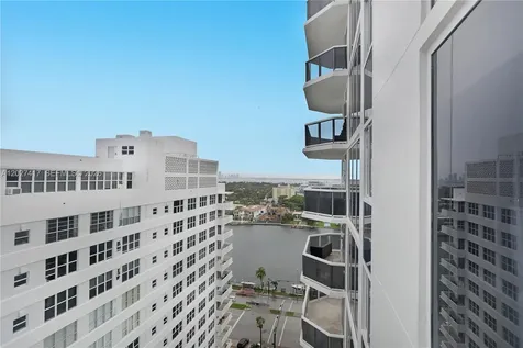 4775 Collins Avenue Miami Beach FL 33140