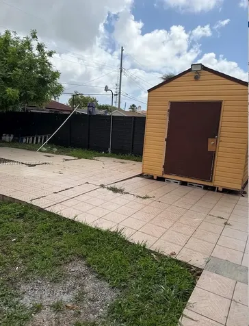 151 W 44th Street Hialeah FL 33012