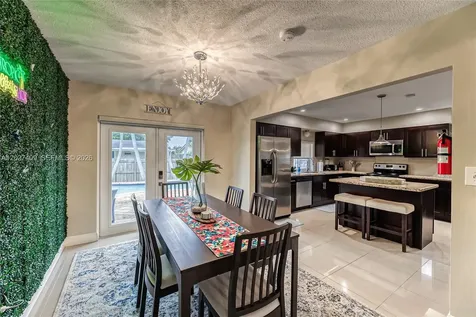 204 SE 4th Terrace Dania Beach FL 33004