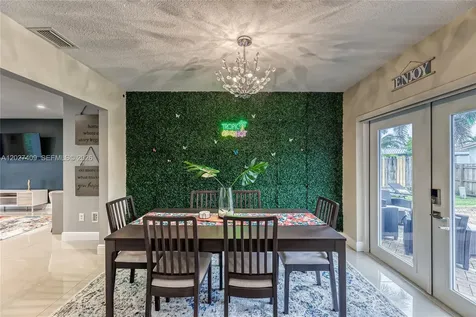 204 SE 4th Terrace Dania Beach FL 33004