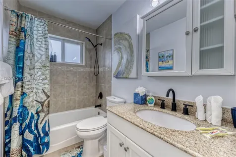 204 SE 4th Terrace Dania Beach FL 33004