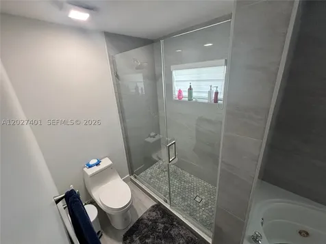 10253 NW 51st Terrace Doral FL 33178
