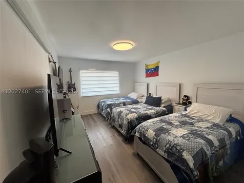 10253 NW 51st Terrace Doral FL 33178