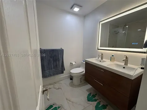 10253 NW 51st Terrace Doral FL 33178
