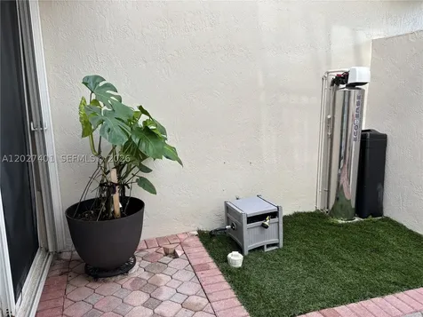 10253 NW 51st Terrace Doral FL 33178
