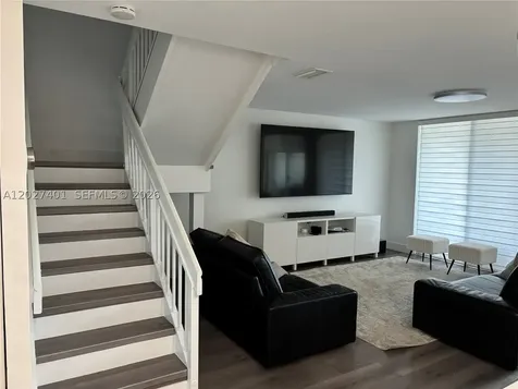 10253 NW 51st Terrace Doral FL 33178