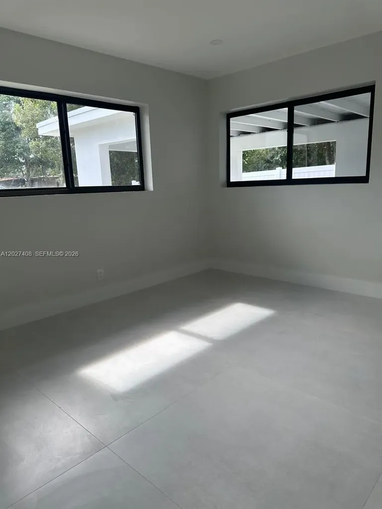 810 Wyoming Avenue Fort Lauderdale FL 33312