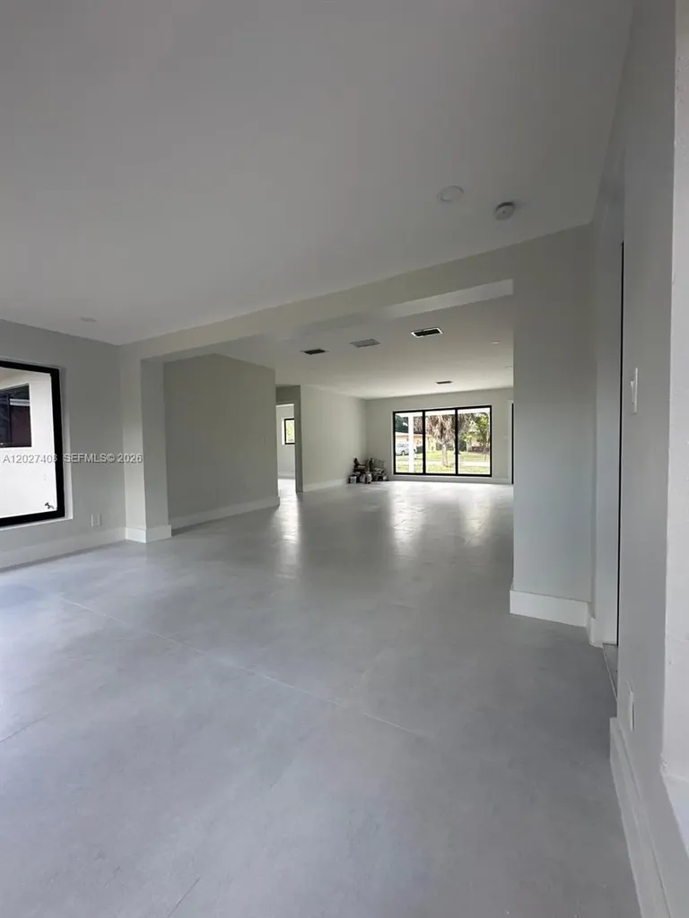 810 Wyoming Avenue Fort Lauderdale FL 33312