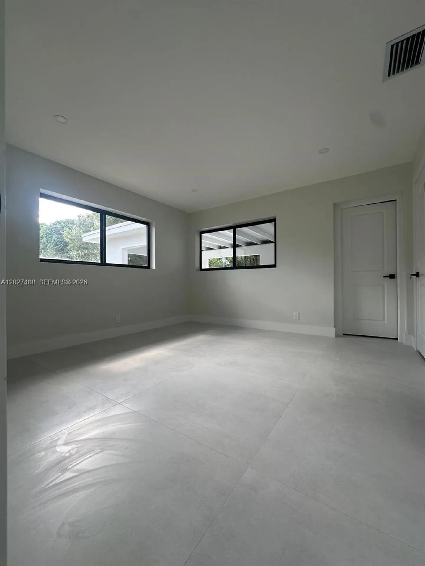 810 Wyoming Avenue Fort Lauderdale FL 33312