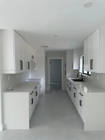 810 Wyoming Avenue Fort Lauderdale FL 33312