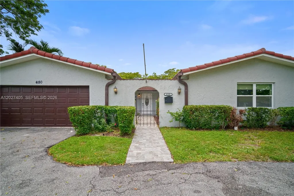 4180 NW 103rd Drive Coral Springs FL 33065
