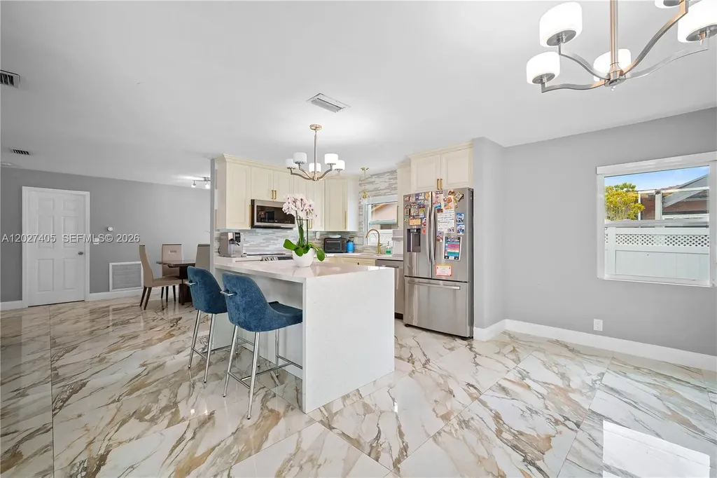 4180 NW 103rd Drive Coral Springs FL 33065