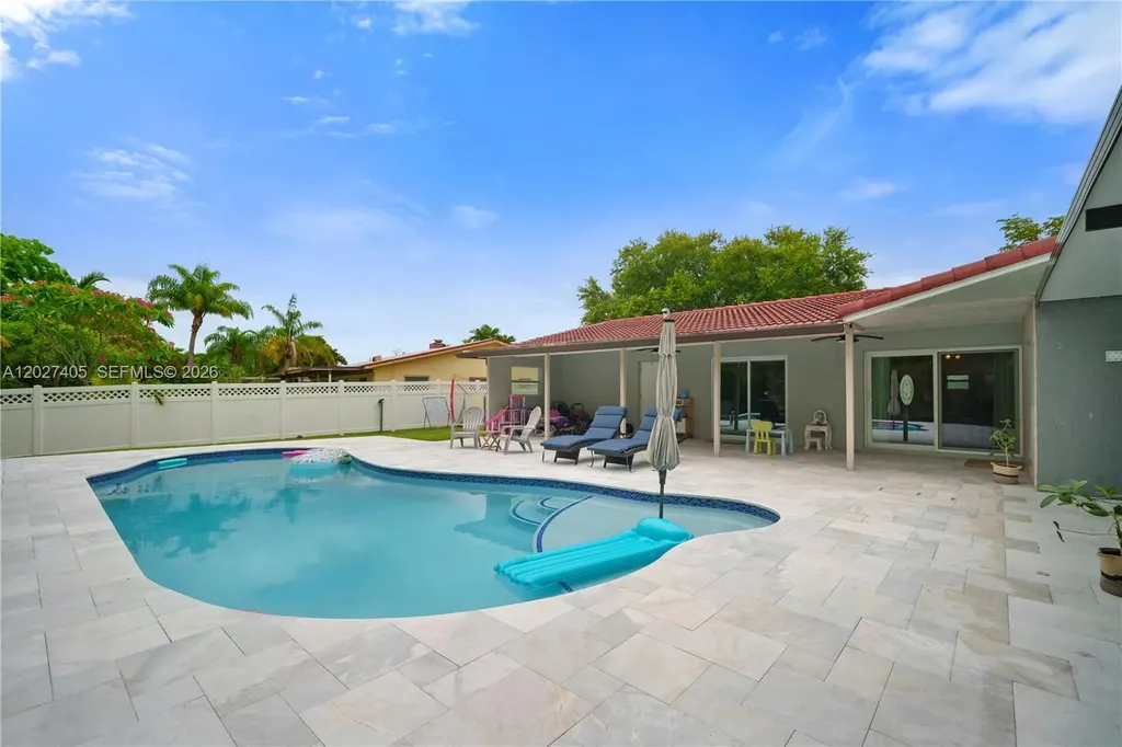 4180 NW 103rd Drive Coral Springs FL 33065