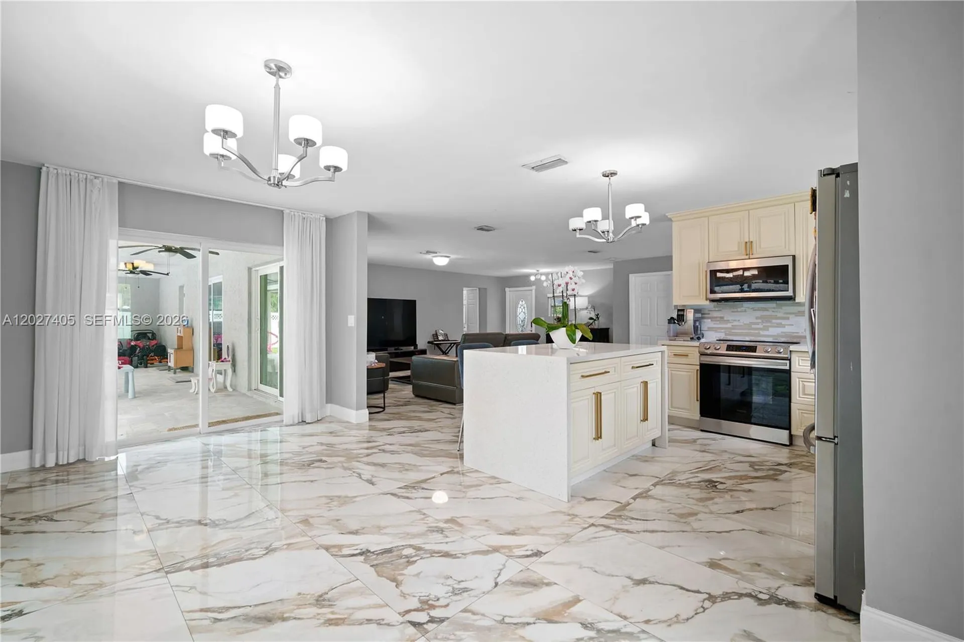 4180 NW 103rd Drive Coral Springs FL 33065