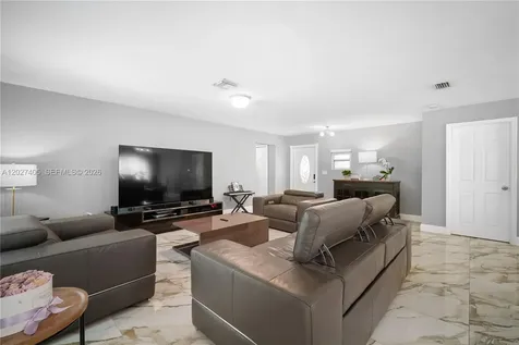 4180 NW 103rd Drive Coral Springs FL 33065