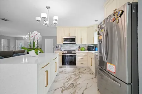 4180 NW 103rd Drive Coral Springs FL 33065