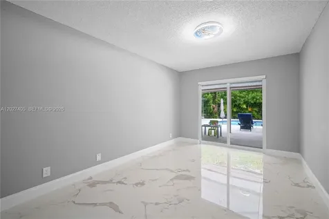 4180 NW 103rd Drive Coral Springs FL 33065
