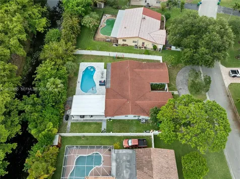 4180 NW 103rd Drive Coral Springs FL 33065