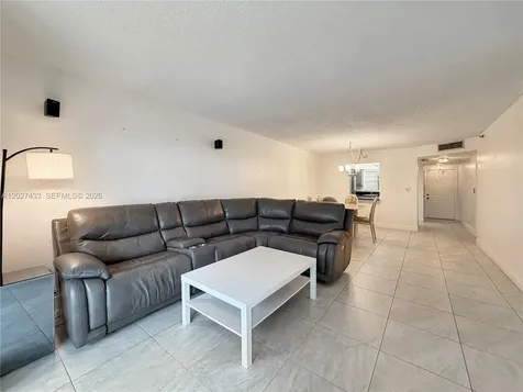 3300 W Rolling Hills Circle Davie FL 33328